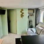 Cosy Avec Terrasse Et Acces Piscine Lägenhet *