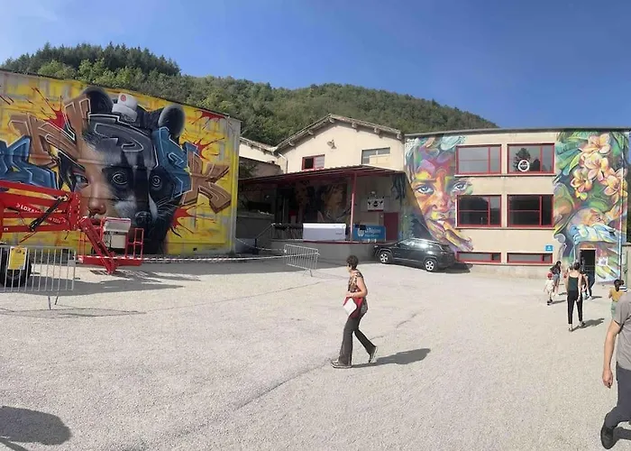 Cosy Avec Terrasse Et Acces Piscine Aurec-Sur-Loire
