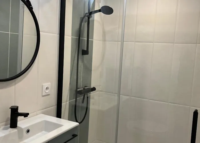 Cosy Avec Terrasse Et Acces Piscine Apartment